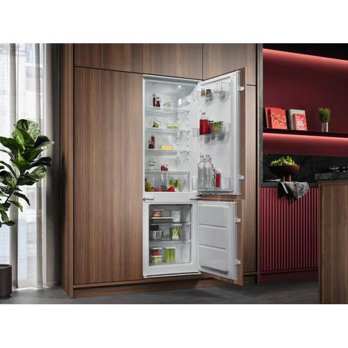 AEG NSC5S18ZES - White 70/30 Integrated Fridge Freezer - 271L - E Energy Rating