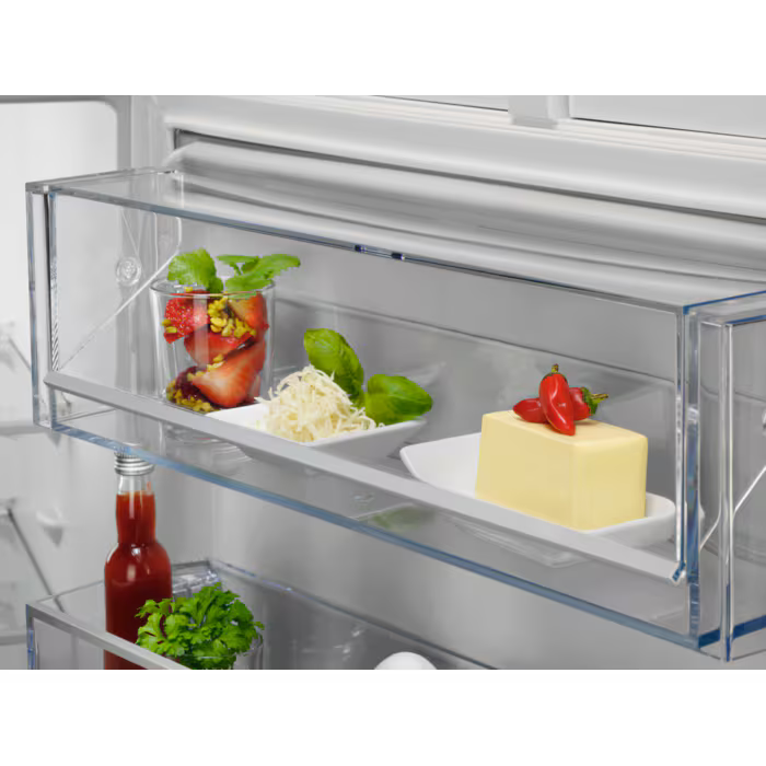 AEG TSC8M181CS - Integrated 70/30 Frost Free Fridge Freezer - C energy