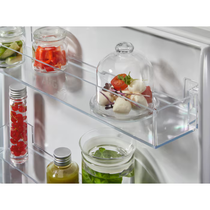 AEG OSC7C181DF - White Integrated Fridge Freezer - 182L + 62L - D Energy