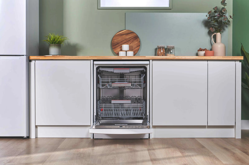 Bosch Series 6 SMS6TCW01G - White Freestanding Dishwasher - A energy