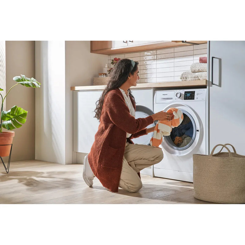 Hotpoint NDB 9635 W UK - White 9KG/6KG Washer Dryer - 1400 RPM - D energy