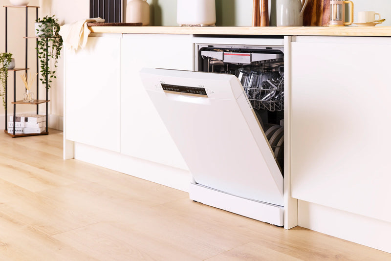 Bosch Series 4 SMS4EMW06G - White Freestanding Dishwasher - B energy