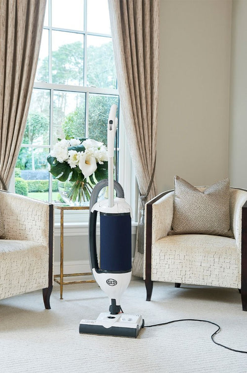 SEBO FELIX - Arctic White/Navy Blue Vacuum Cleaner - S-Class Filtration - A energy