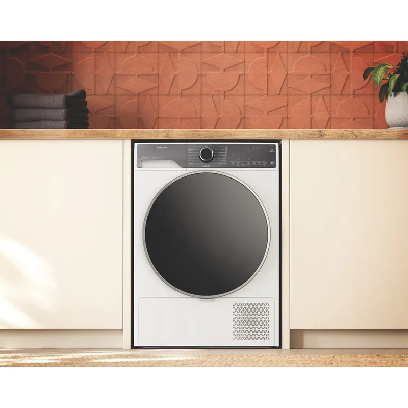 Hotpoint CHD105MWBSUK 10KG Heat Pump Tumble Dryer