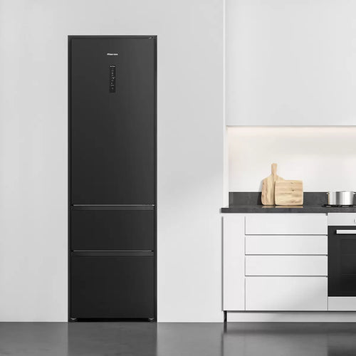 Hisense RM469N4AFDUK - Black Fridge Freezer - 368L - D Energy Rating
