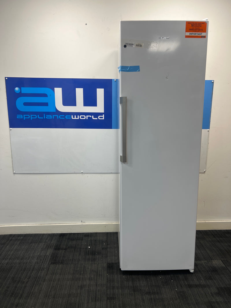 Hotpoint SH8 A2Q WRD UK - White Larder Auto Defrost Fridge - E energy - Unboxed