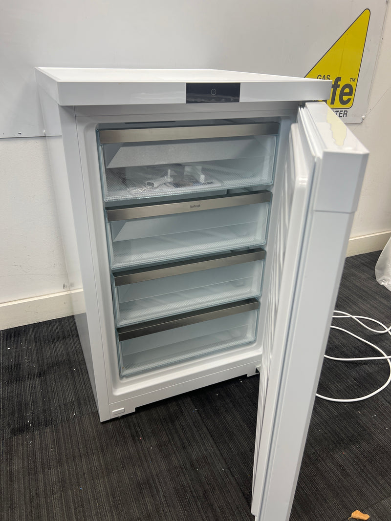 Liebherr TK14VD00 - White 125L Larder Fridge - 55cm - D energy - Unboxed