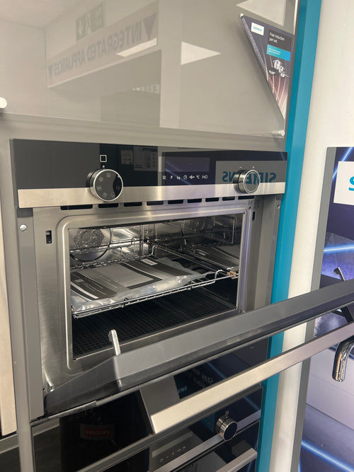 Siemens CM585AGS0B - Black Single Oven - Ex Display