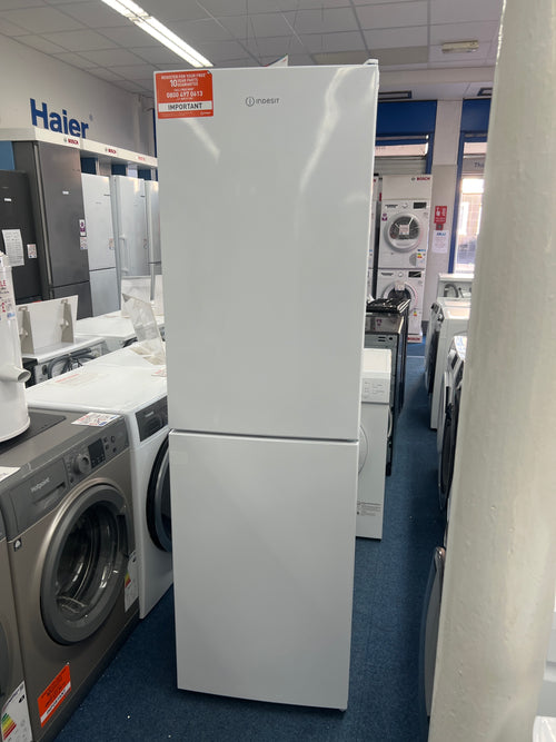 Indesit IB55 732 W UK - White Freestanding 50/50 Low Frost Fridge Freezer - E energy - Unboxed