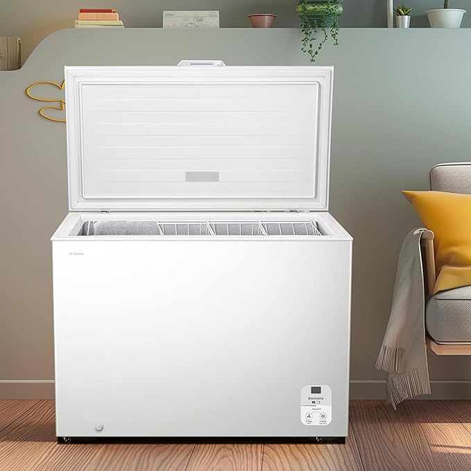 Teknix CH297 - White 300L Chest Freezer - Garage Safe - Digital Temperature Control - E Energy Rating