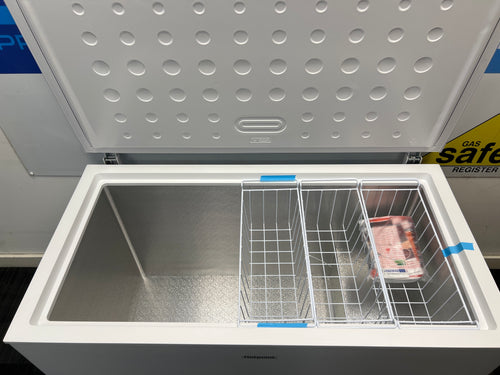 Hotpoint HPCF 3714 UK - White Chest Freezer - Low Frost - E energy - Unboxed