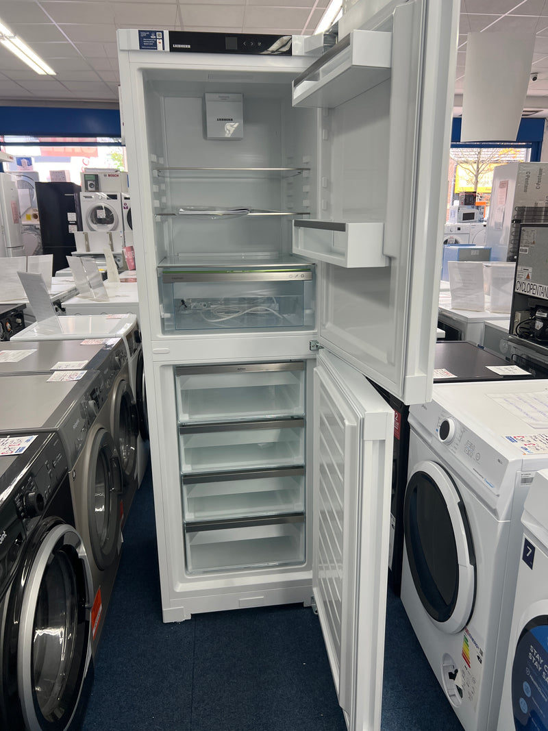 Liebherr CND5204 - White Freestanding Frost Free Fridge Freezer - D energy - Unboxed