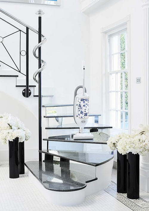 SEBO 90812GBWO - White Oriental Vacuum Cleaner - 700W - 3.5L Capacity