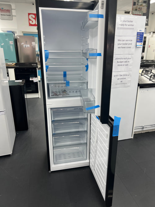 Montpellier MLF1770EK - Black Freestanding 50/50 Low Frost Fridge Freezer - E energy - Unboxed