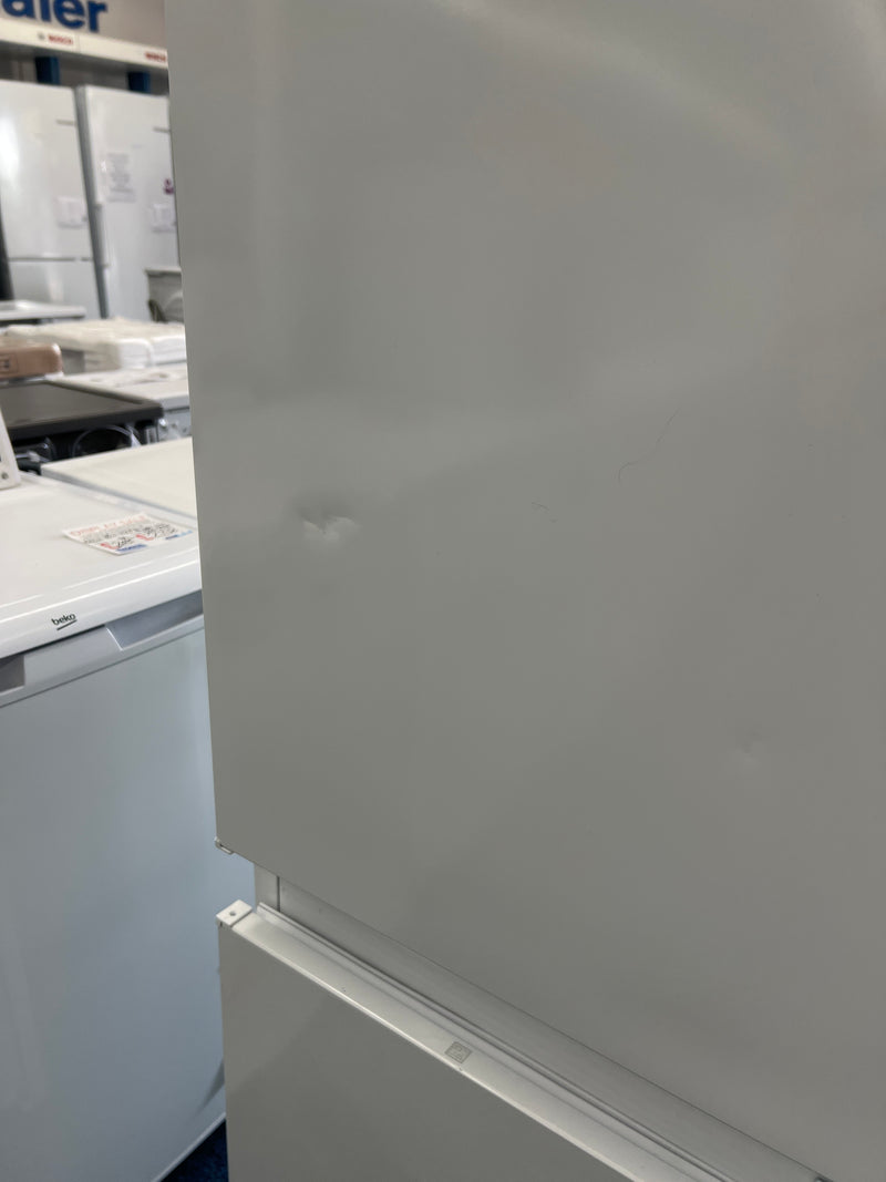 Hotpoint HTC20 T322 UK - White Integrated Frost Free Fridge Freezer - E energy - Unboxed