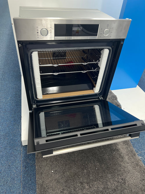 Bosch HQA534BS3B Series 4 - Stainless Steel 71L Built-In Electric Single Oven with added steam function - 3D Hot Air - A+ Energy Rating - Unboxed