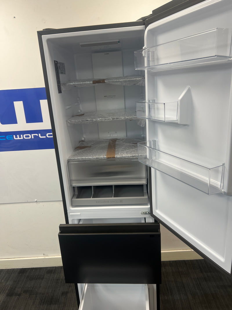 Haier HTR3518ENMTK - Black Fridge Freezer - 303L Total No Frost - Unboxed