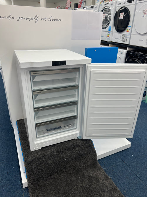 Liebherr FNe1404N - White Under Counter Freezer - 92L Capacity - E Energy Rating - Unboxed