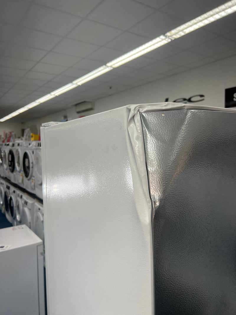 SIA STNF18055WE - White 60/40 Fridge Freezer - E energy - Unboxed