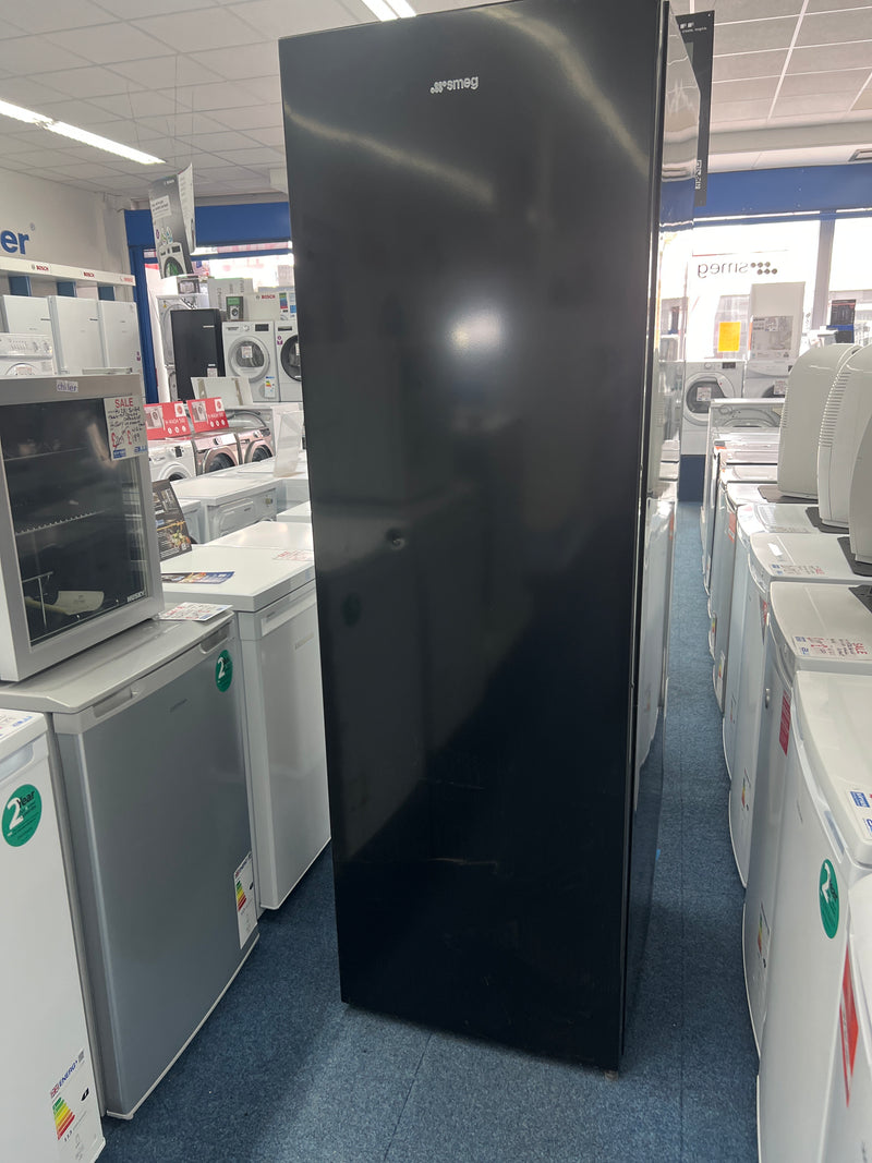 Smeg UKFS18EV2HB - Black Larder Auto Defrost Fridge - E energy - Unboxed