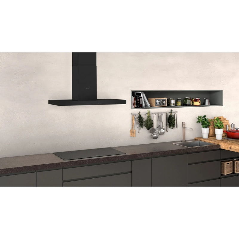 Neff D92BBC0S0B N30 - Black 90cm Chimney Cooker Hood - 365m³/h - D Energy Rating