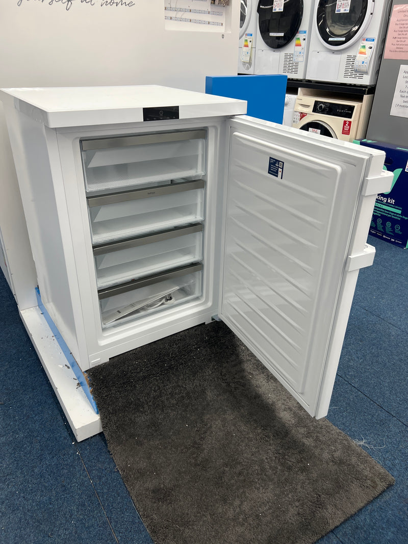 Liebherr FNDI1624 - White Undercounter Frost Free Freezer - Garage Safe - D energy - Unboxed