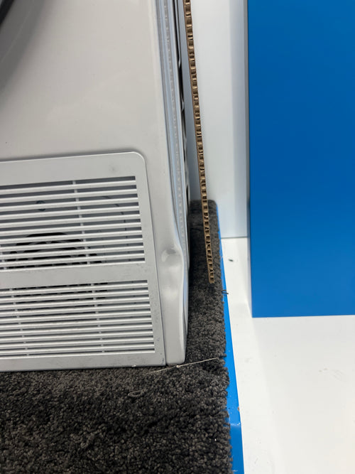 Smeg DNP83SEUK - White 8KG Heat Pump Condenser Dryer - A+++ energy - Unboxed