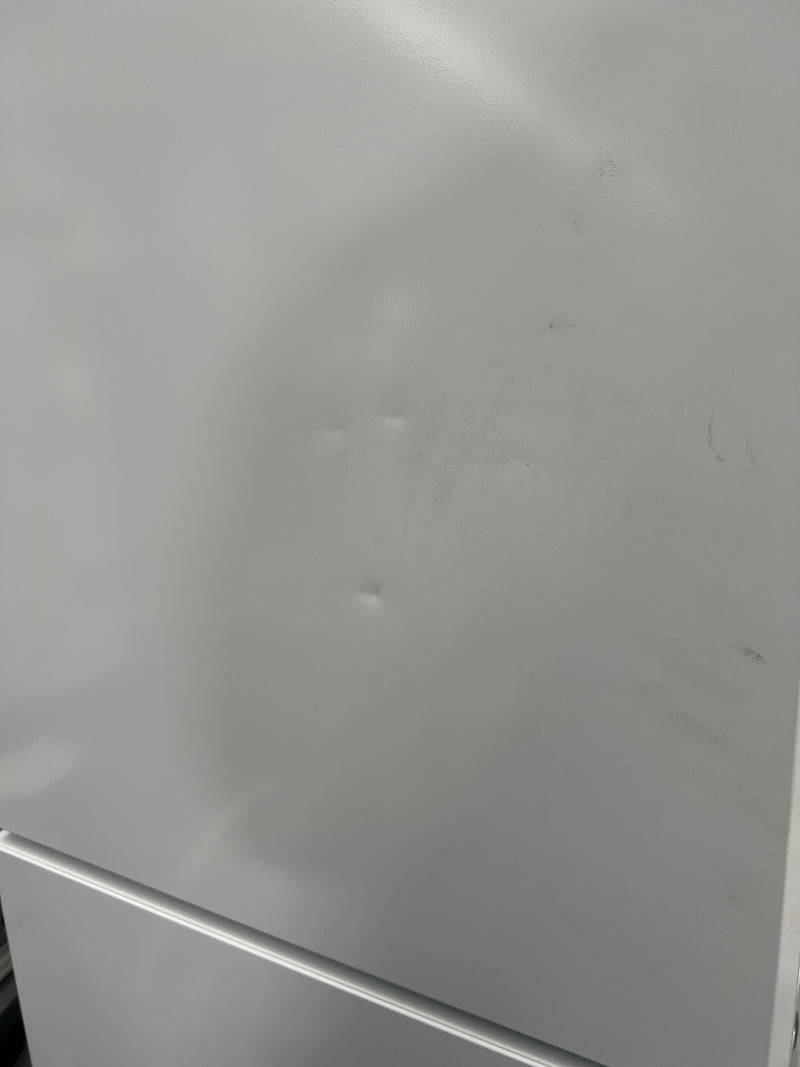 Liebherr CND5204 - White Freestanding Frost Free Fridge Freezer - D energy - Unboxed