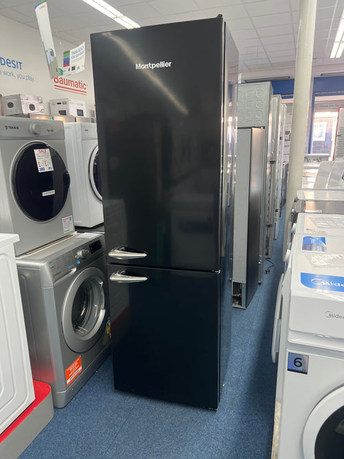 Montpellier MAB386EK - Black Retro No Frost Fridge Freezer - 395L Capacity - E Energy Rating - Unboxed