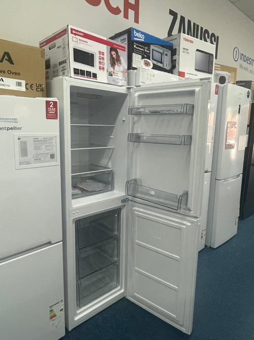 Montpellier MNF167EW - White Freestanding 50/50 Frost Free Fridge Freezer - E energy - Display