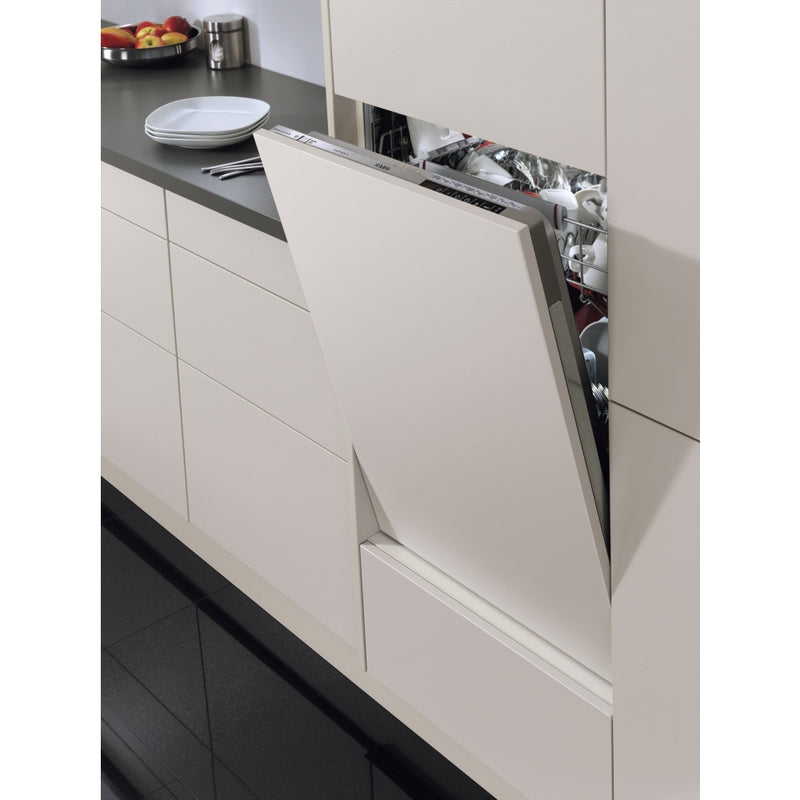 AEG FSE75737P - Integrated Dishwasher - B energy