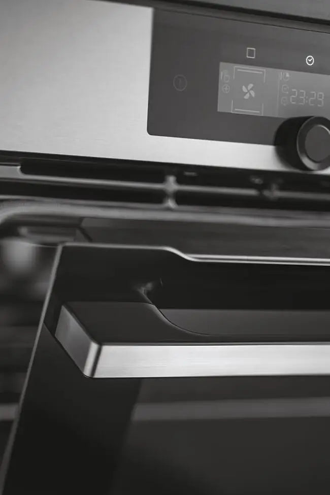 Haier HWO60SM2F9XH Series 2 - Stainless Steel Single Oven - 68L Capacity - Wifi Connected - A+ Energy Rating - DISPLAY