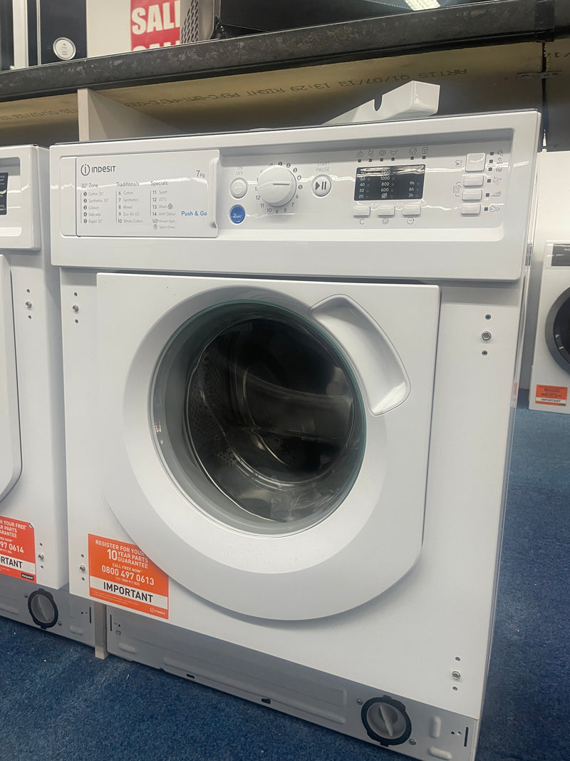 Indesit BI WMIL 71252 UK N - White Integrated 7KG Washing Machine - 1200 RPM - E energy - Display