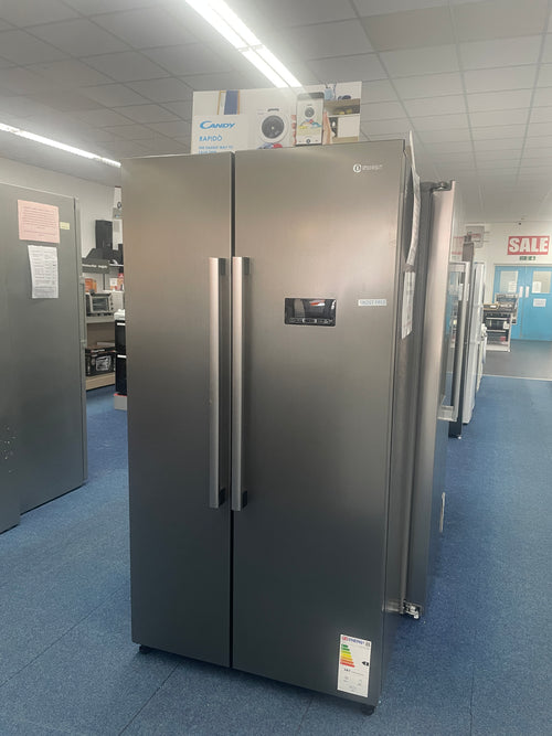 Indesit INGF 6441 XP4UK - Stainless Steel American Fridge Freezer - 442L - E Rated - Display