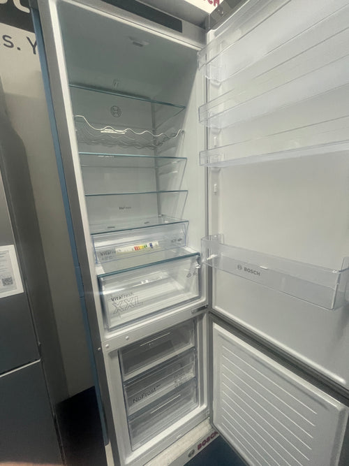 Bosch Series 4 KGN392LDFG - Silver Freestanding 70/30 Frost Free Fridge Freezer - D energy - Display