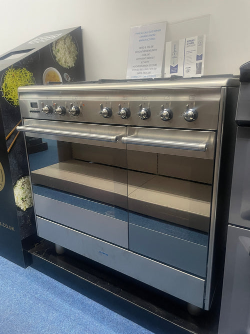 Smeg SCB92MX8 - Stainless Steel 90cm Dual Fuel Range Cooker - 70L + 35L - A Rated - Display