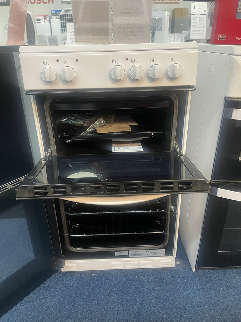 Statesman EDC50W - White 4 Zone Electric Cooker - A energy - Display