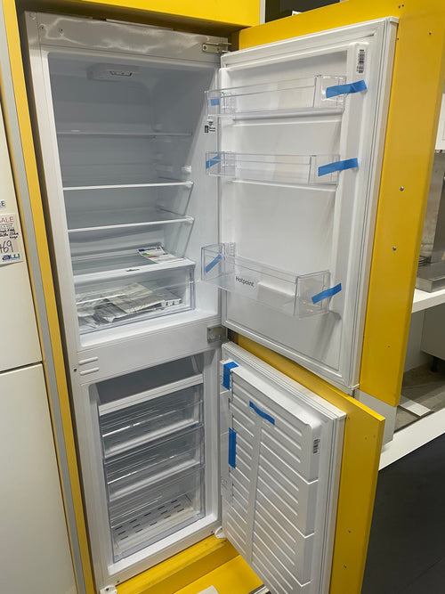 Hotpoint HMCB 50502 UK - White Integrated Low Frost Fridge Freezer - E energy - Display