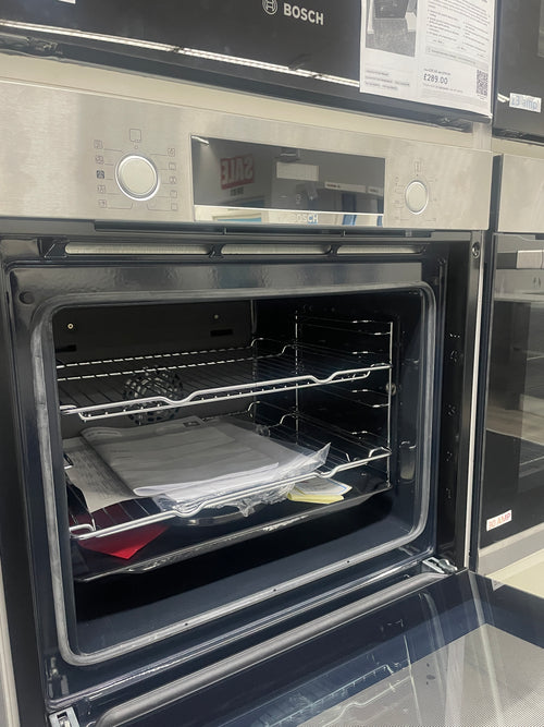 Bosch Series 4 HQA534BS3B - Stainless Steel 71L Built-In Electric Single Oven with added steam function - 3D Hot Air - A+ Energy Rating - Display