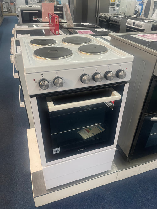Teknix TKES54W - White 4 Zone Electric Single Oven - Manual cleaning - A energy - Display