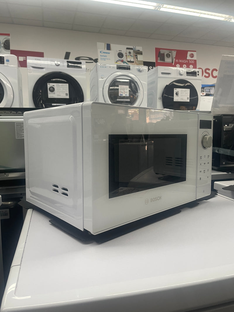 Bosch Series 2  FFL023MW0B - White Freestanding Electric Microwave - Display