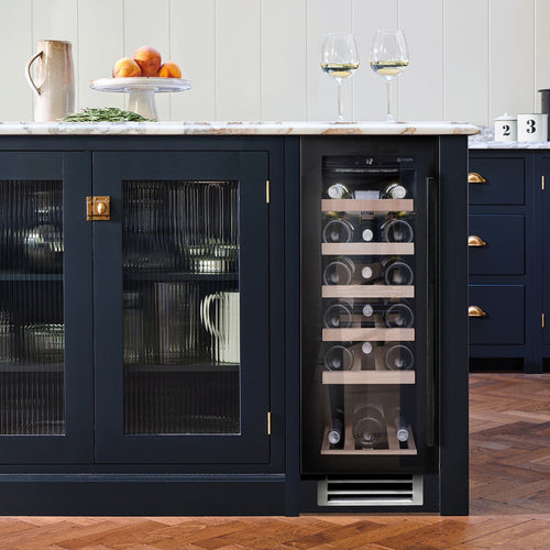 Caple WI3126BG - Black 19 Bottle Built In Wine Cooler - Single Zone 5-18°C - F Energy