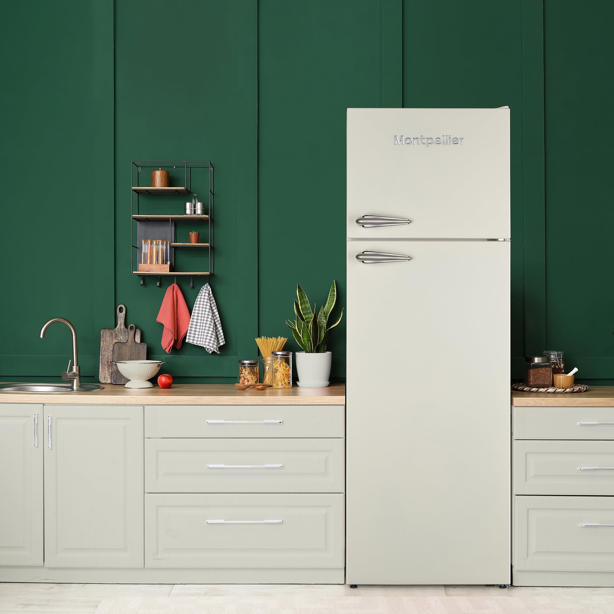 Montpellier MAB346EC Retro 80/20 Top Mount Fridge Freezer in Cream