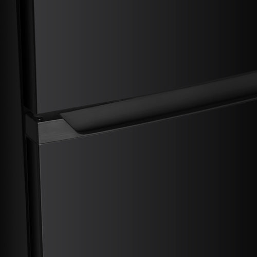 Montpellier MNF167EBK - Black Freestanding 50/50 Frost Free Fridge Freezer - E energy