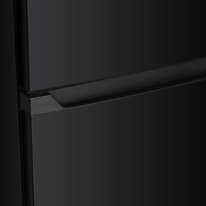 Montpellier MNF167EBK - Black Freestanding 50/50 Frost Free Fridge Freezer - E energy