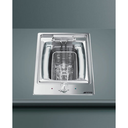 Smeg PGF30F - Stainless Steel 31cm Fryer - 3.6L Capacity