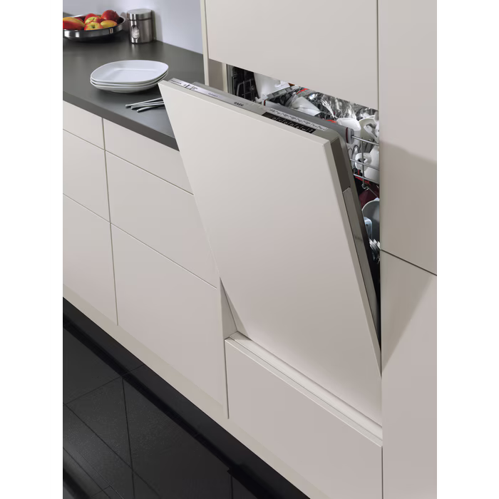 AEG FSS53637Z - Integrated Dishwasher - D energy