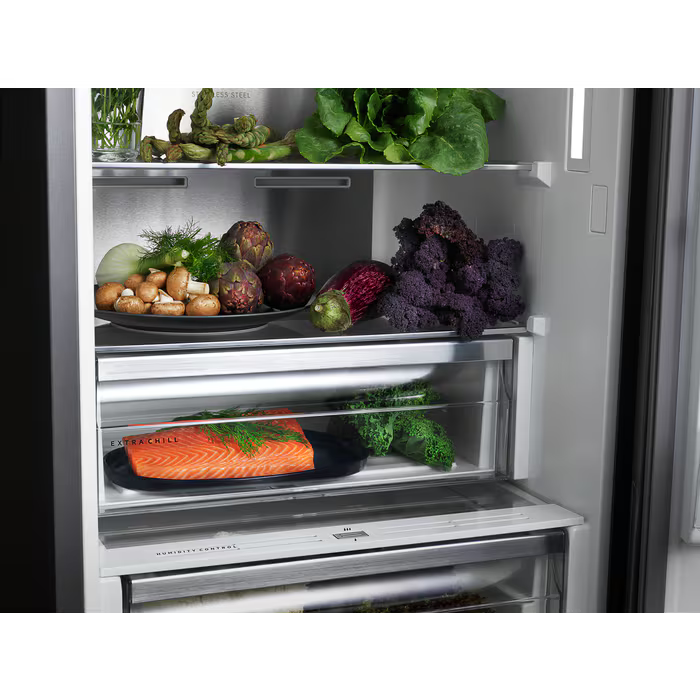 AEG TSC8M181CS - Integrated 70/30 Frost Free Fridge Freezer - C energy
