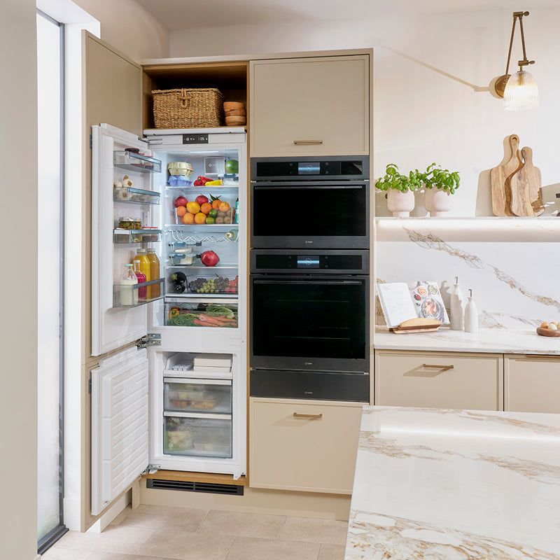 Caple Ri7321 - White 70/30 Fridge Freezer - 180L/63L - E Energy