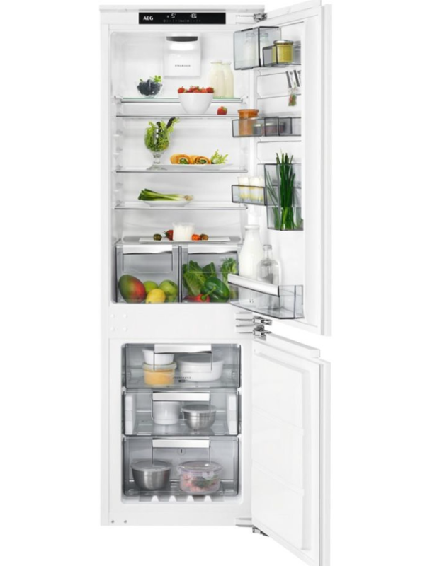 AEG SCE818C5TC - Integrated Frost Free Fridge Freezer - C energy